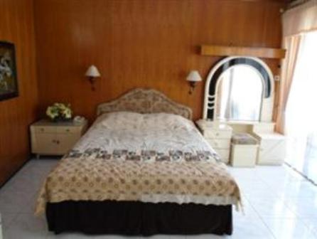 Hotel Safari Jembel Habitación foto